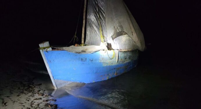 Interceptan a Varios Cubanos en el Mar y Buscan a Otros este 19 de Diciembre