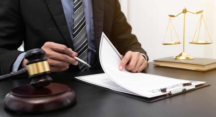 Interponen Demanda Contra Parole Humanitario para Cubanos, Haitianos, Nicaragüenses y Venezolanos