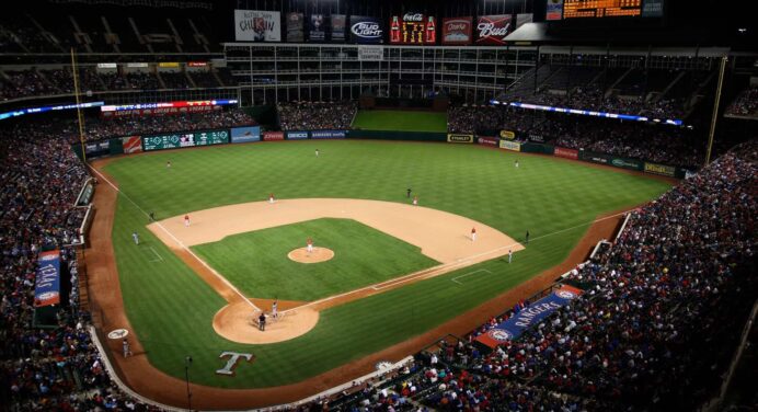 Jugador Cubano Logra Nueva Marca en los Texas Rangers