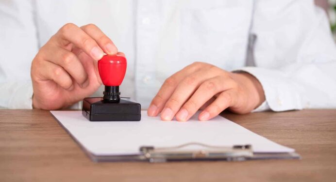 MINREX Informa sobre Número de Legalizaciones de Documentos en Cuba