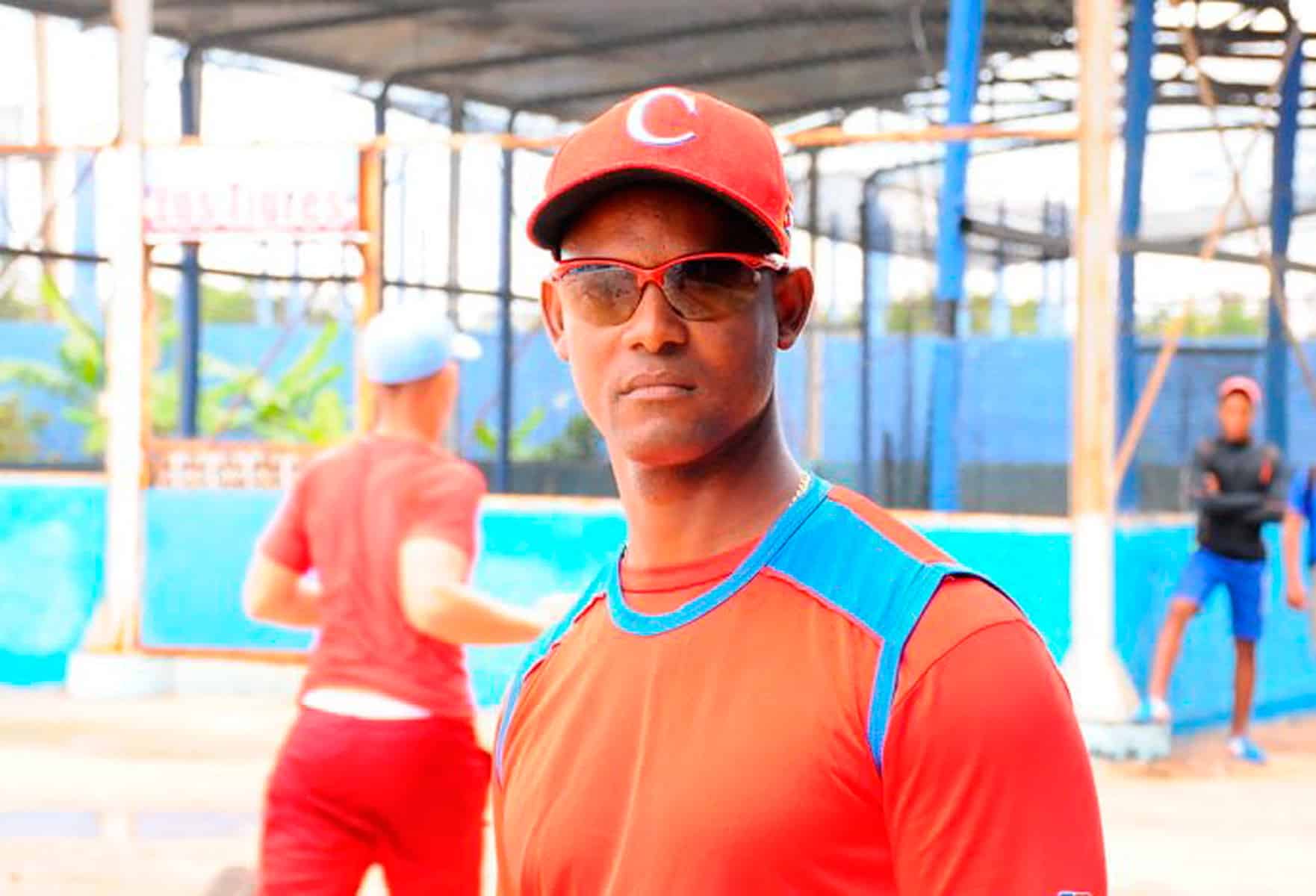 Mánager de Equipo de Béisbol Cubano Busca Ingresar a Estados Unidos