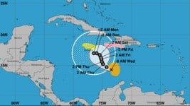 9:00 A.M.: Melissa Experimenta Poco Cambio en el Mar Caribe