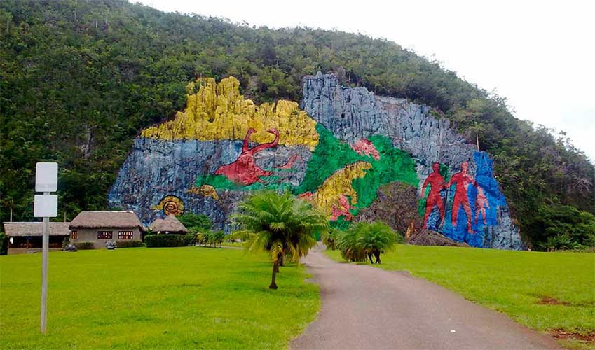 Mural de la Prehistoria Cuba