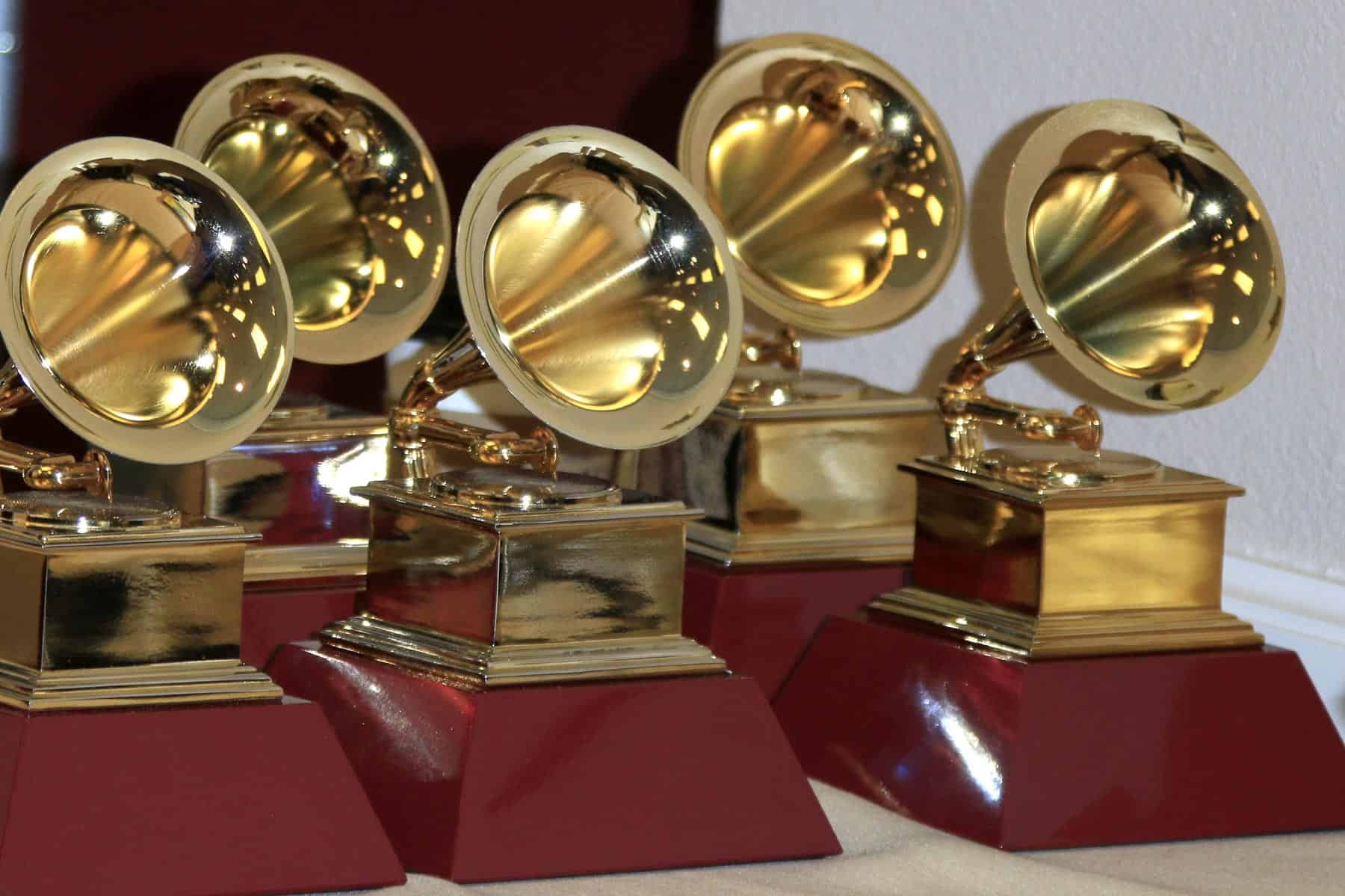 Musicos Cubanos que Destacaron en los Grammy Latinos 2022