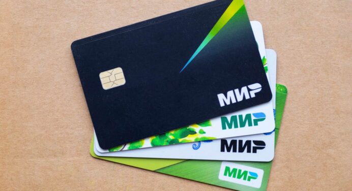 Nuevas Tarjetas con Sistema de Pago Ruso Funcionarán en Cuba