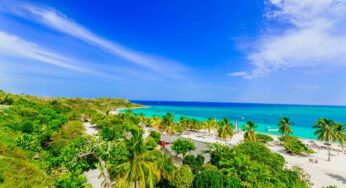 Oferta de Excursión Turística a Playa Guardalavaca con Havanatur Julio 2023