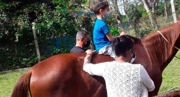 Otorgan Premio a Proyecto de Neuropedagogía de Cuba