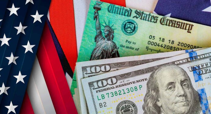 Pagos Directos de 300 Dólares para Estas Personas en Estados Unidos ¿Calificas?