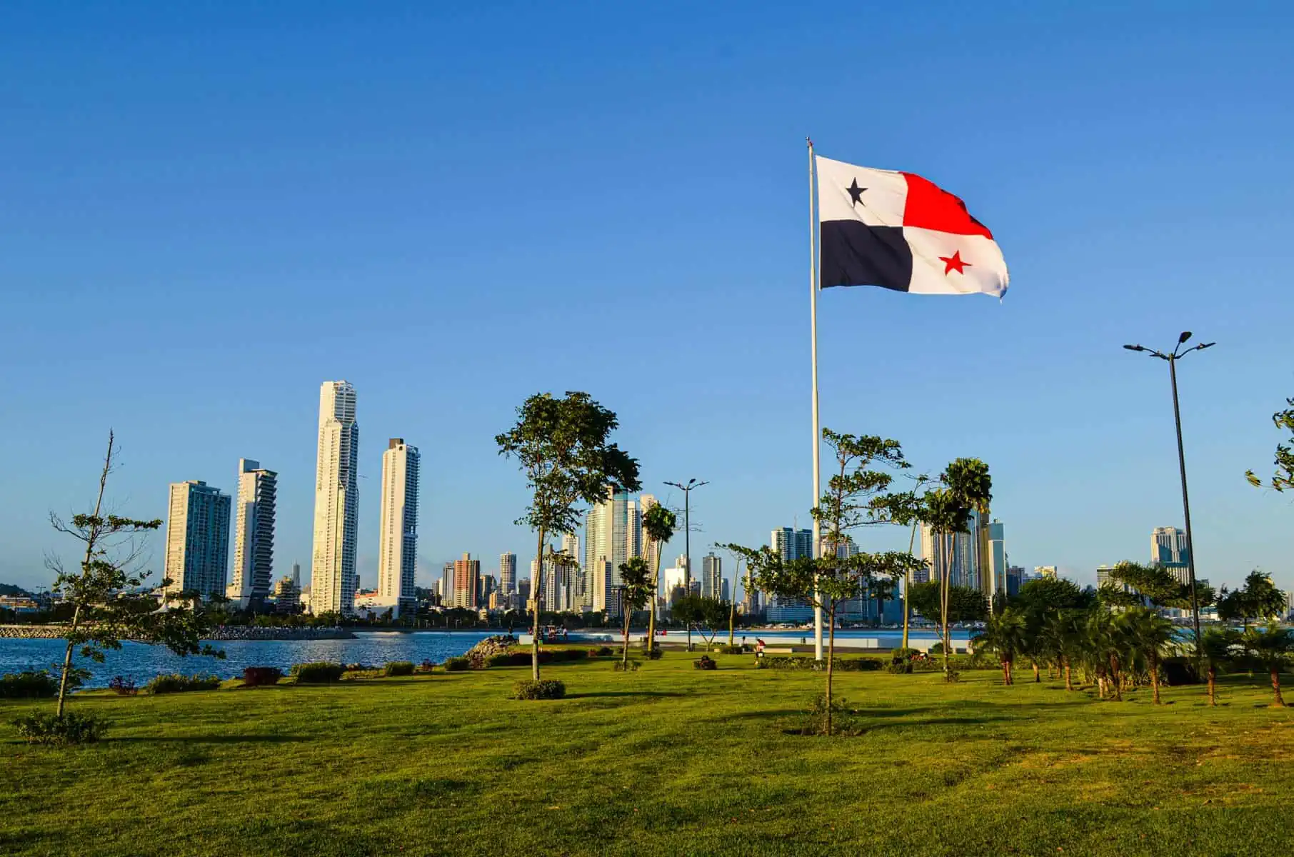 Panamá Otorgará Permiso Temporal de Protección para Extranjeros Incluidos Cubanos