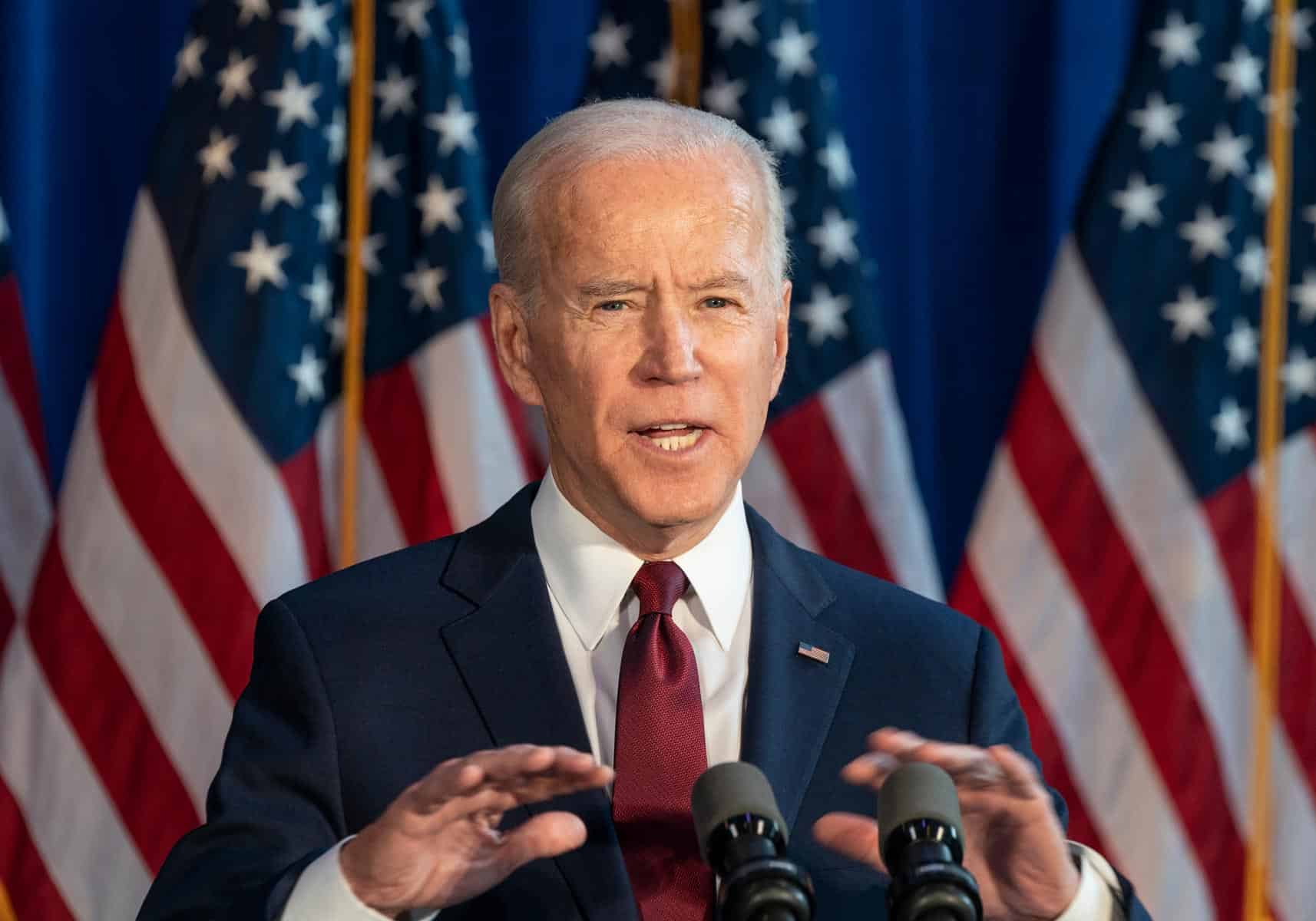 Peticion de Biden al Congreso podria Facilitar papeles a Migrantes