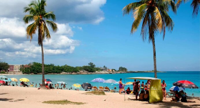 Playa Bacuranao