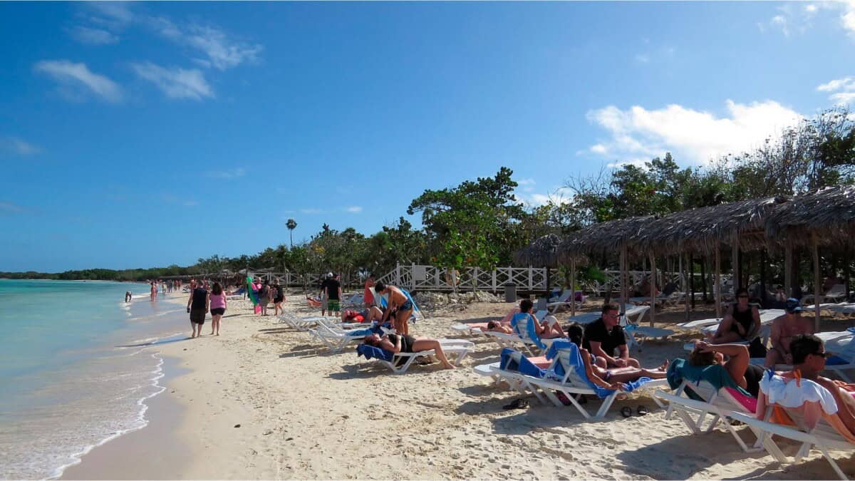 Playa Blanca (Holguín)