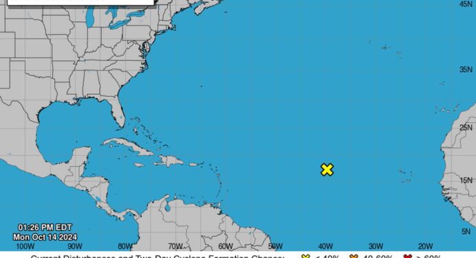 Potencial Depresión Tropical Amenaza el Atlántico: Esta Sería su Trayectoria