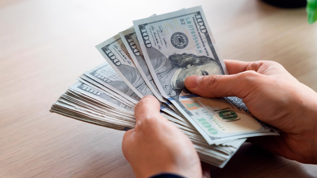 Precio del Dólar, Euro y MLC en Cuba: Cotización y Cambio Actual