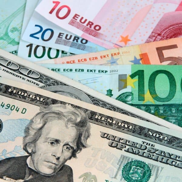 Precio del Dólar, el Euro y el MLC Hoy 18 de Octubre