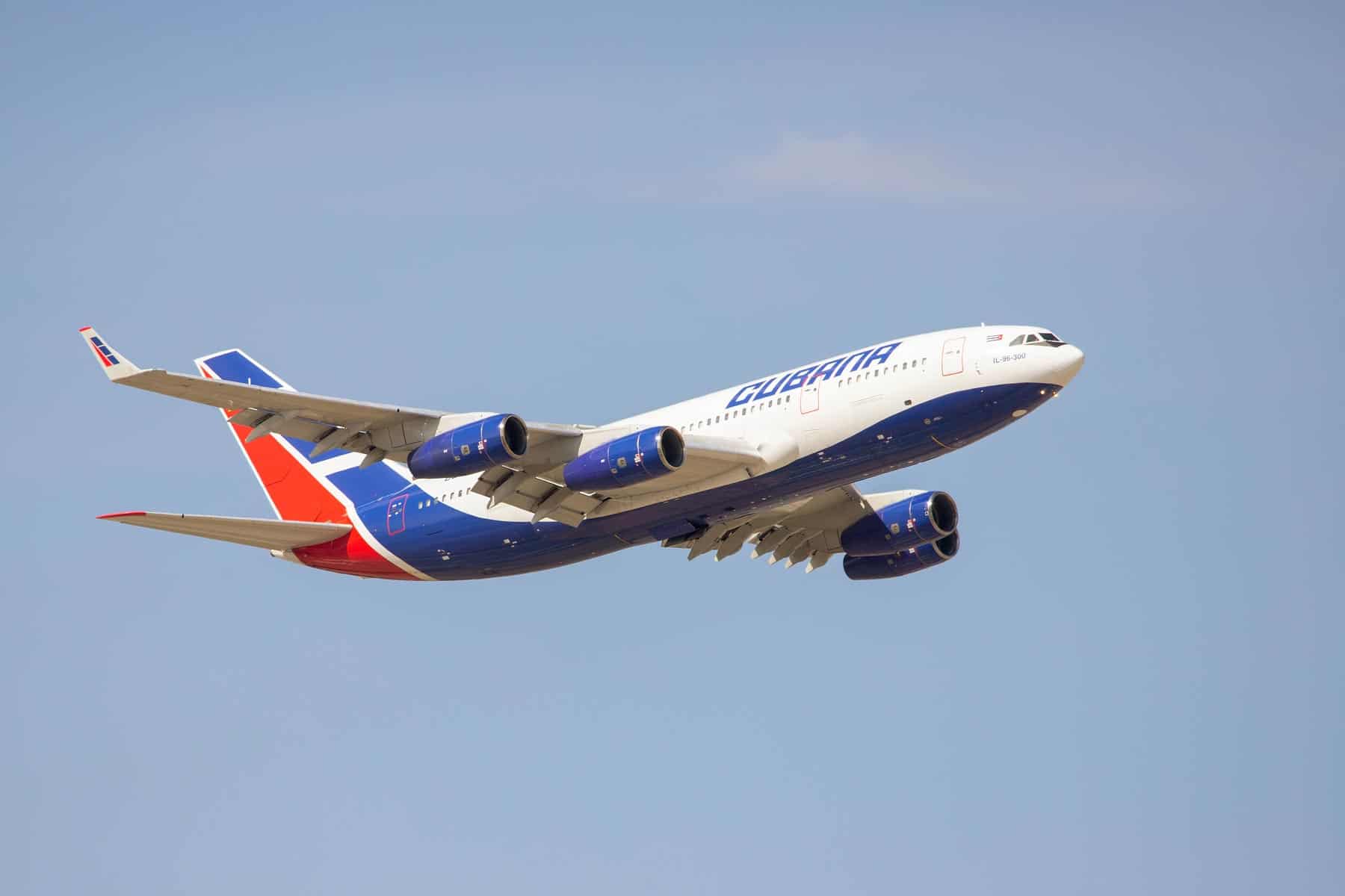 Proyecta la Aerolínea Cubana de Aviación Reanudar los Vuelos a Argentina