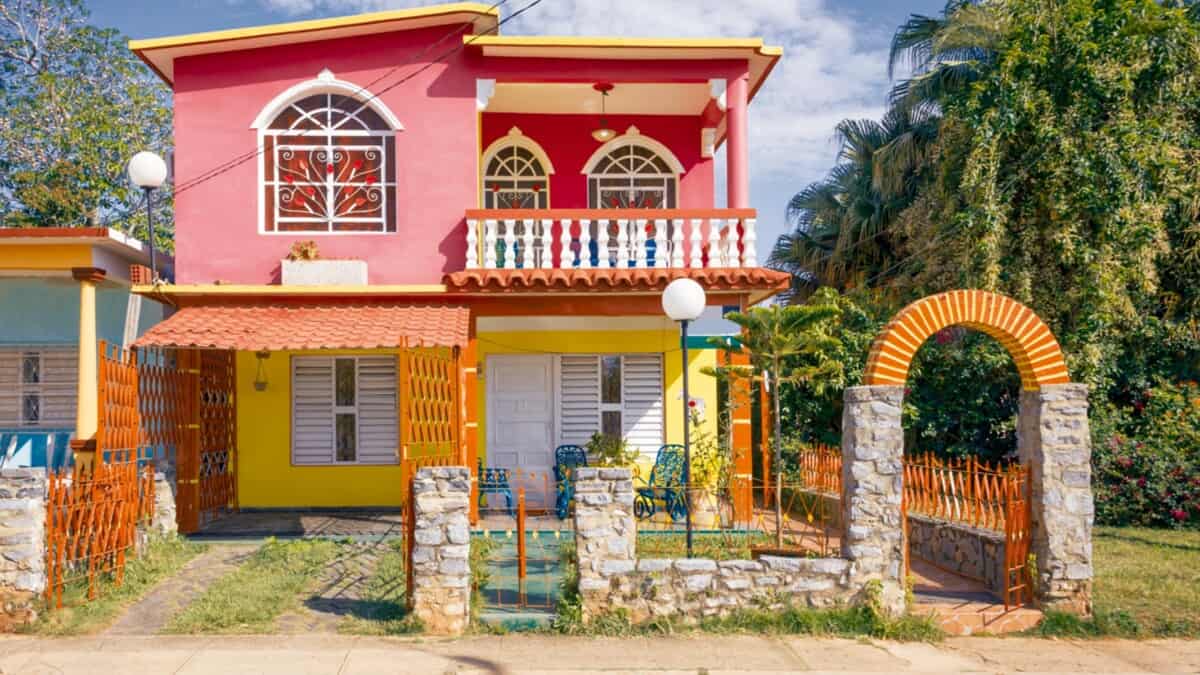 ¿Qué Pasa con tu Vivienda en Cuba si te Vas del País?