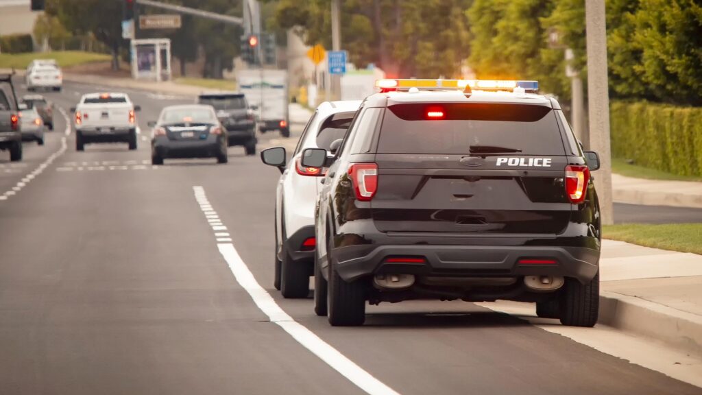 ¿Qué Sucede Si Me Detiene la Policía y No Tengo Papeles?