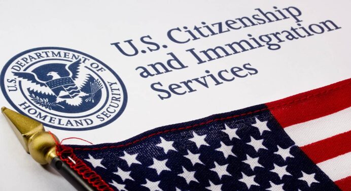 ¿Qué es el Formulario I-94 para No Ciudadanos de Estados Unidos?