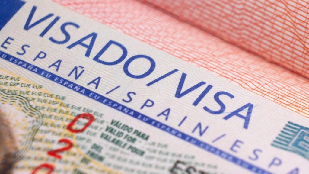 ¿Qué es el Visado de Reagrupación Familiar para España?