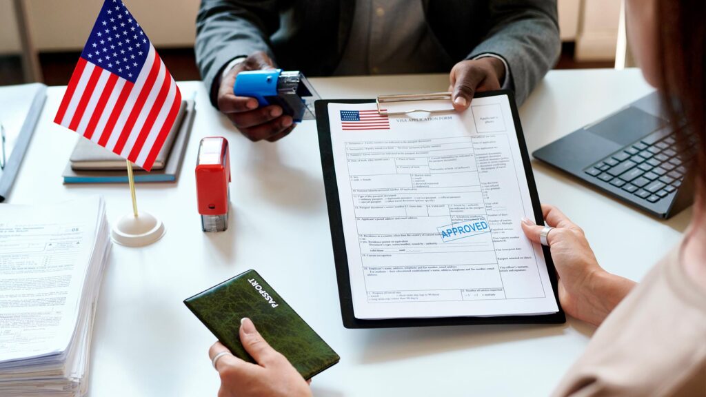 Qué hacer hoy para proteger tu proceso migratorio en 2026