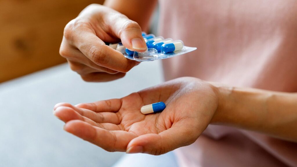 ¿Qué hacer si tienes síntomas y no hay medicamentos?