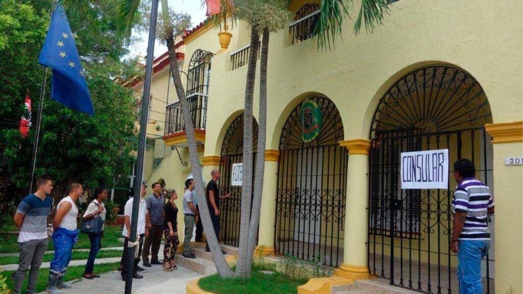 Qué implica el cierre para los ciudadanos cubanos