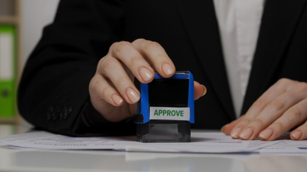 Qué pasa si Venció tu Estatus Migratorio en EUA