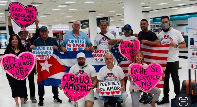 Recibe Cuba Donativo de Proyecto Solidario Puentes de Amor y Code Pink