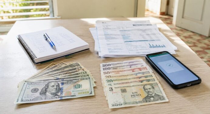 ¿Cuánto recibe una familia en Cuba por una remesa de 100 dólares?