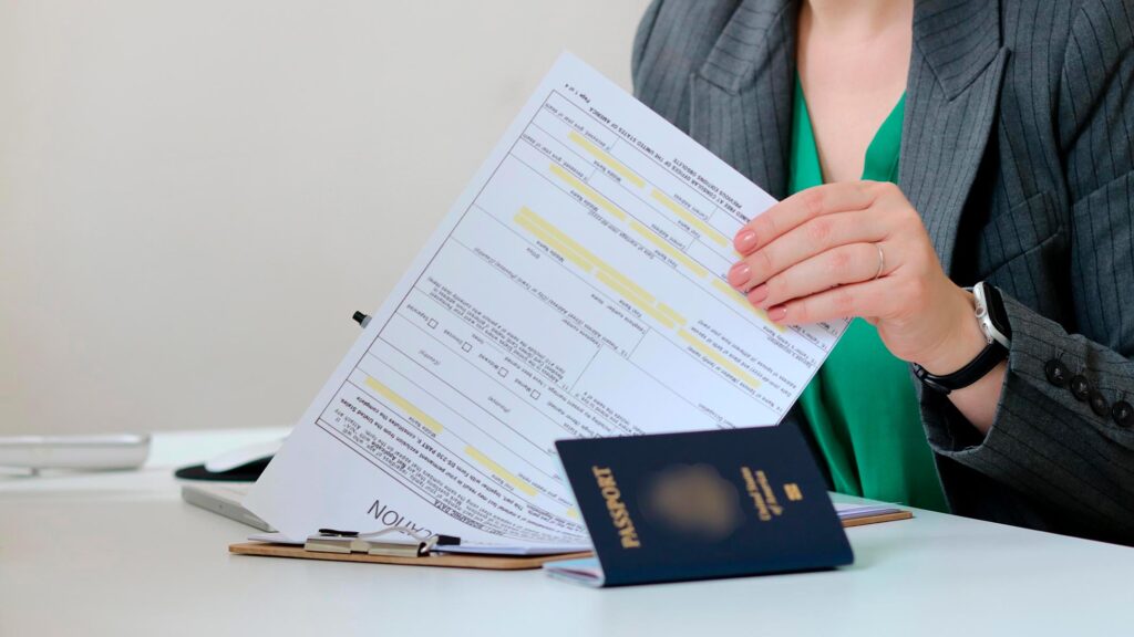 Requisitos generales y documentos por categoría