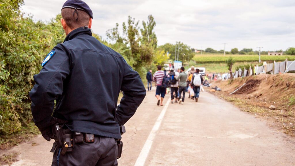 Restricciones y complicaciones en rutas migratorias para cubanos