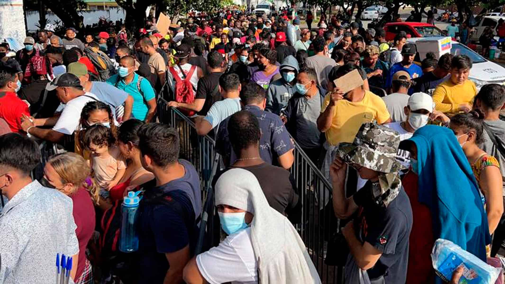 Reubican Migrantes en Tapachula Incluidos Cubanos para Hacer Frente a Crisis Migratoria Actual