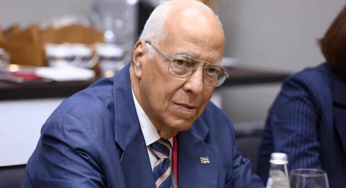 Inesperada Destitución: ¿Por qué Ricardo Cabrisas fue Cesado como Ministro de Comercio Exterior en Cuba?