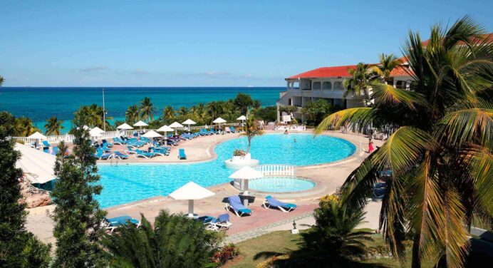 Abren Servicios Turísticos para el Mercado Nacional e Internacional en Holguín