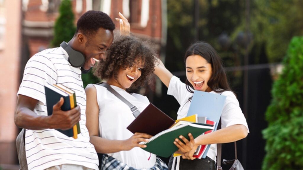 Tipos de becas disponibles para cubanos que desean estudiar en Francia