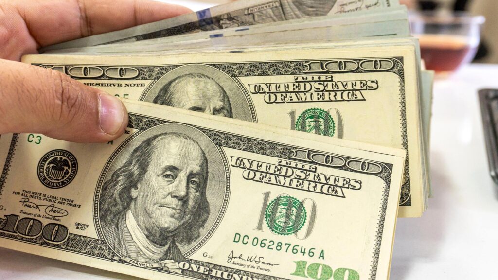 Todas las formas en que un cubano en el exterior puede invertir en Cuba