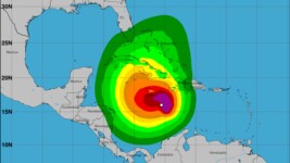 Tormenta Tropical Melissa Continúa Con Lento Movimiento en el Mar Caribe Tormenta Tropical Melissa Continúa Con Lento Movimiento en el Mar Caribe