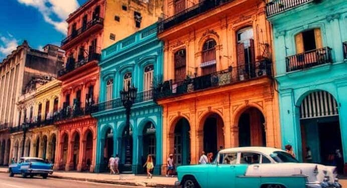 Viaja a Cuba en invierno 2017 con más del 50% descuento