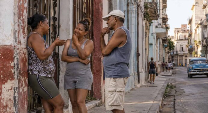 “Asere” Llegará al Diccionario de la Lengua Española: Así Quedará Reconocida la Palabra Cubana
