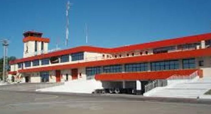 Aeropuerto Carlos Manuel de Céspedes