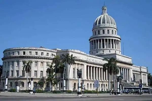 Vista exterior del Capitolio de la Habana