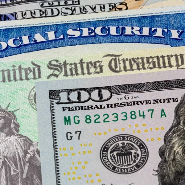 cheque 1827 dolares estados unidos seguridad social diciembre