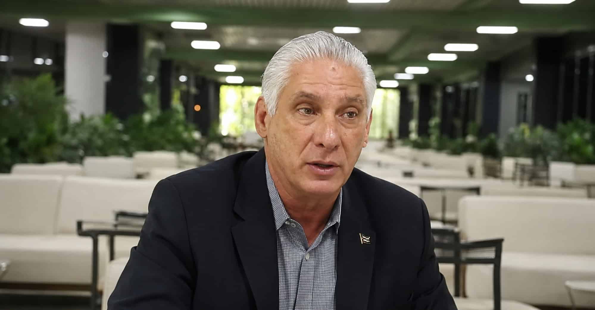 Miguel Díaz-Canel durante una intervención sobre los cambios económicos y el crecimiento del sector privado en Cuba.