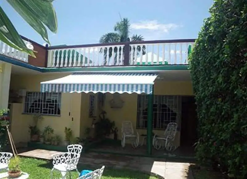 Casa Ernesto Morales
