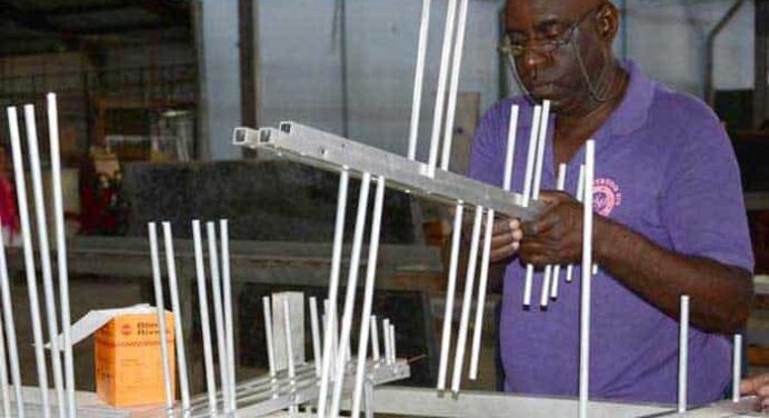 Fábrica de Antenas en Villa Clara para apagón de TV analógica