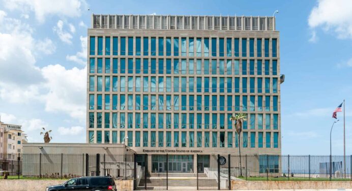 Embajada de Estados Unidos en Cuba: Anuncian Fecha para Iniciar el Procesamiento de Visas de Inmigrante