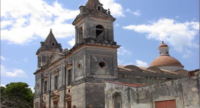 Iglesia de San Pedro Apóstol