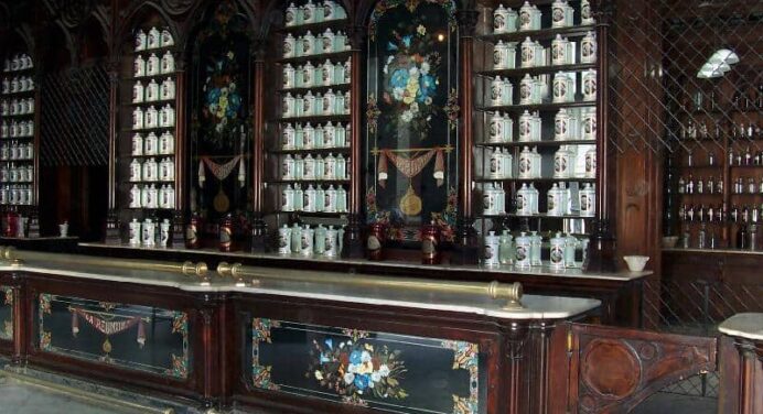 Museo Farmacia Habanera