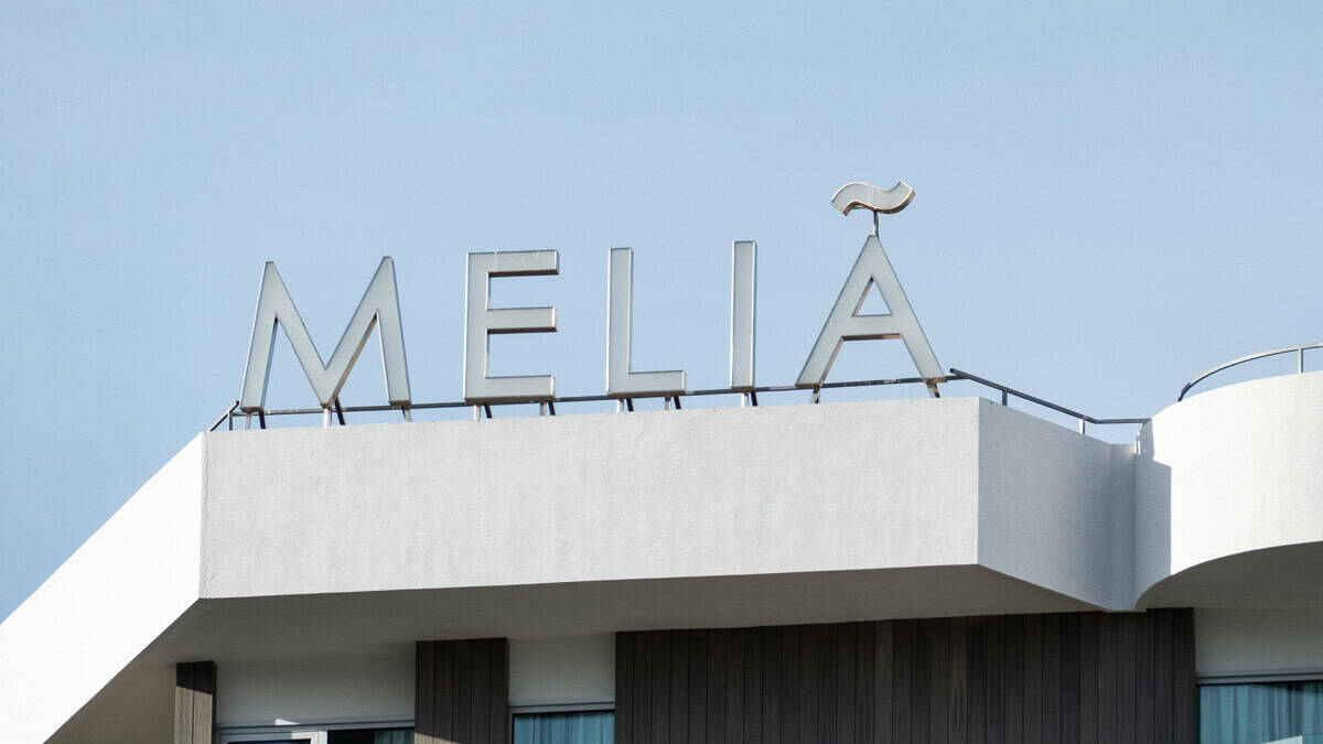 Fachada de un hotel Meliá